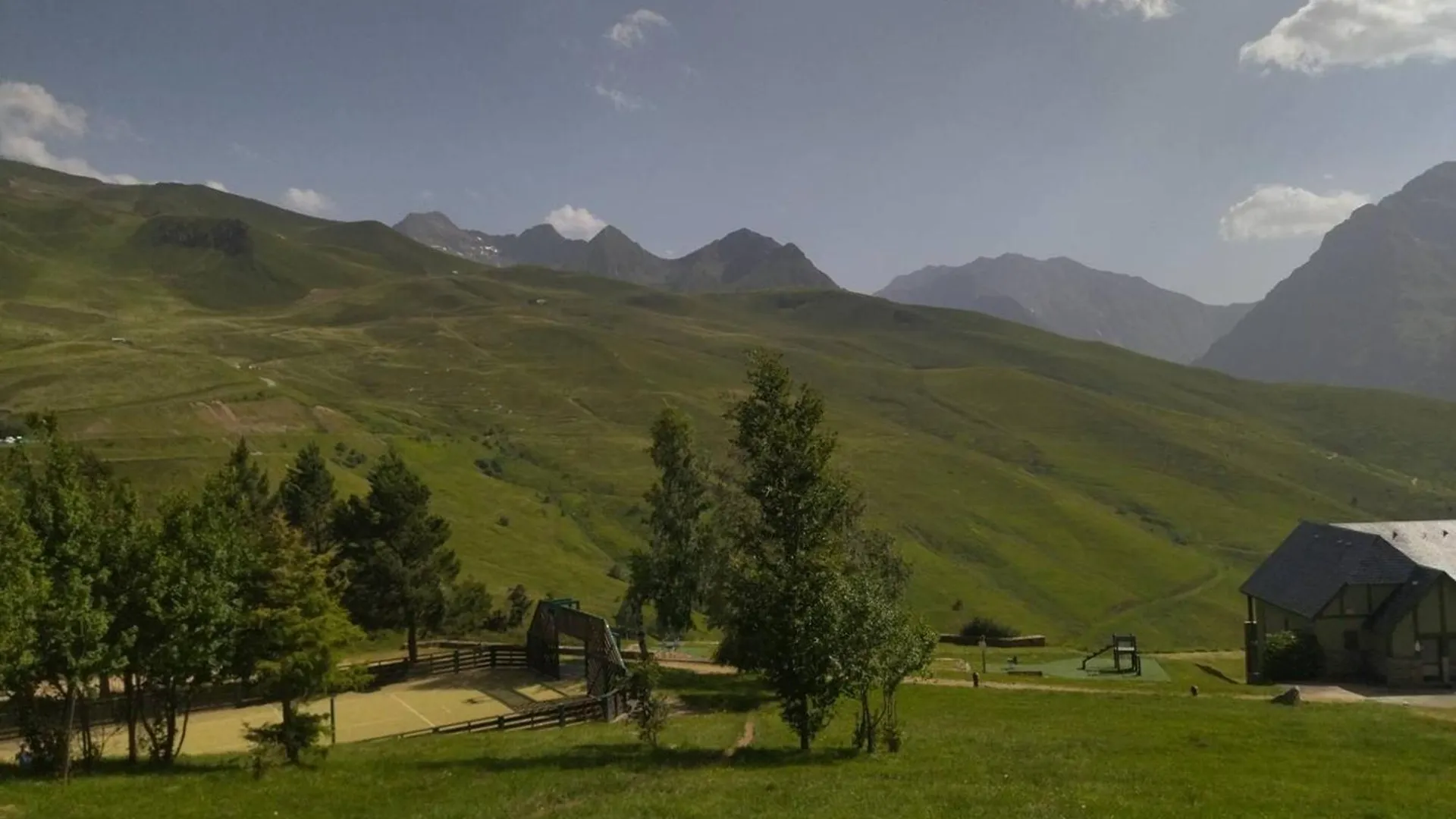 Appartement Peyragudes 6 Pers, Balcon, Ski, Parking - Fr-1-695-75 Gouaux-de-Larboust 0*,  Frankrijk